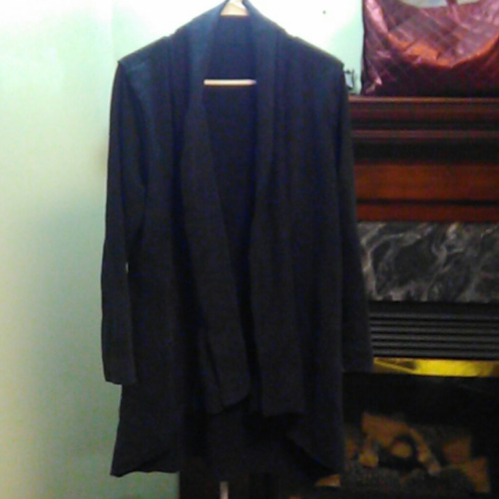 Woman's cardigan 🌟  3 for $15 🌟